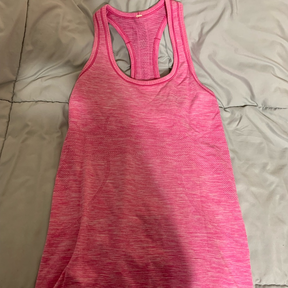 Lululemon Swiftly Tech